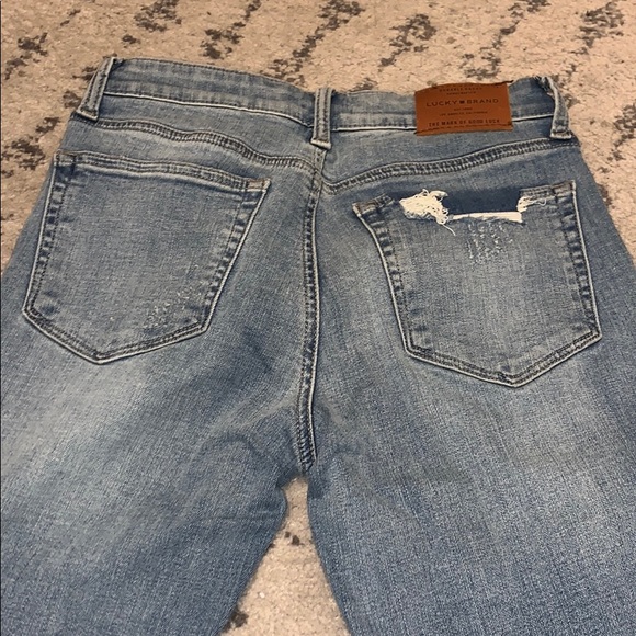 Light wash Straight leg - Picture 3 of 3